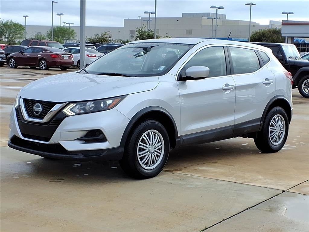 2020 Nissan Rogue Sport S photo 3