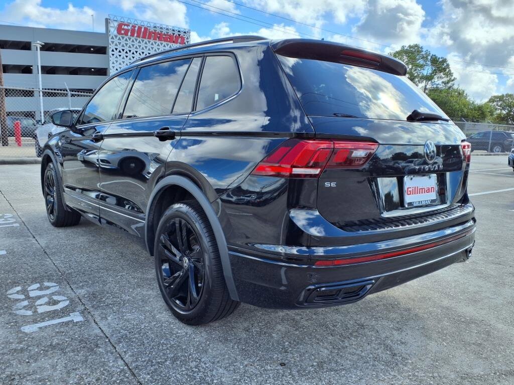2024 Volkswagen Tiguan SE R-Line Black photo 3