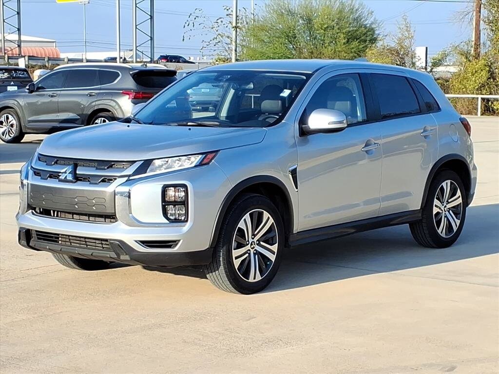 2024 Mitsubishi Outlander Sport ES LE SE photo 4