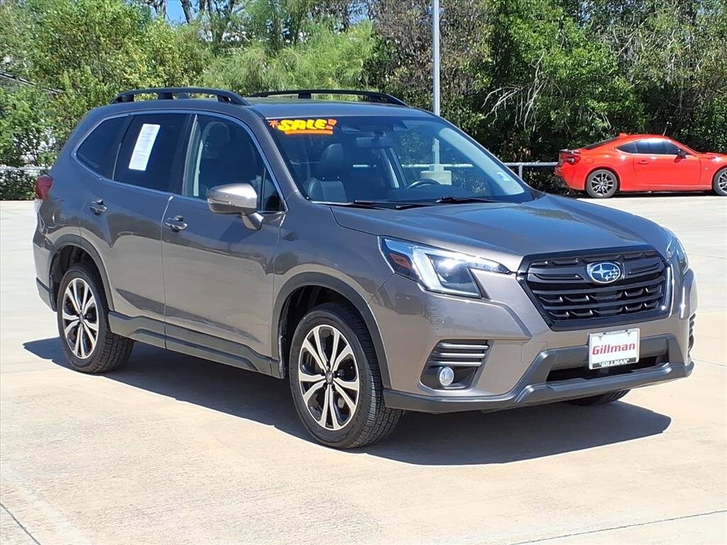 2022 Subaru Forester Limited photo 2