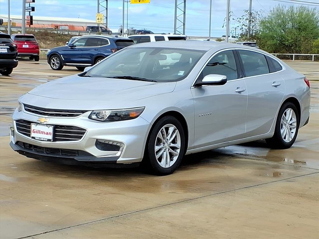 2016 Chevrolet Malibu 1LT photo 2