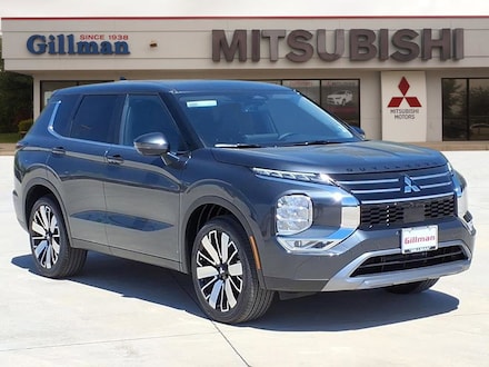 2025 Mitsubishi Outlander SE SUV