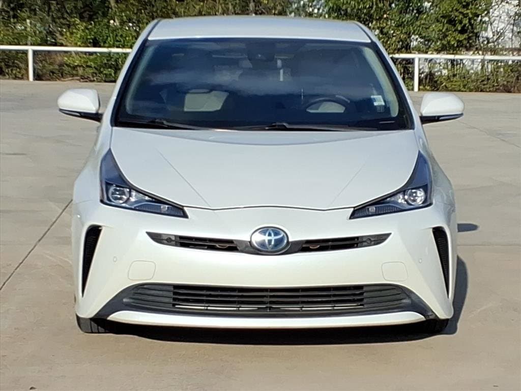 2020 Toyota Prius LE photo 3