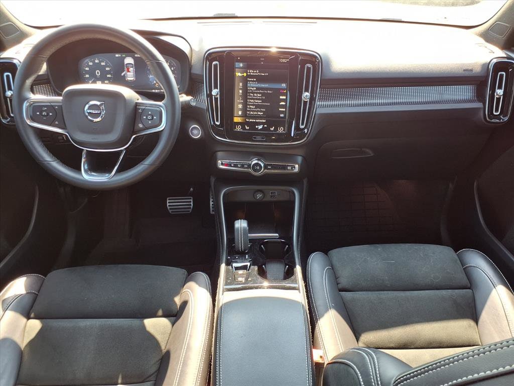 Used 2022 Volvo XC40 T5 R-D AWD Sport Utility