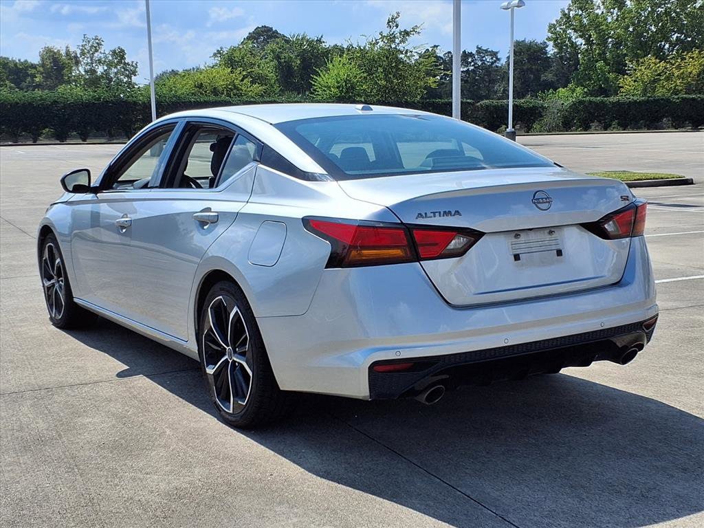 Used 2024 Nissan Altima 2.5SR 4dr Car