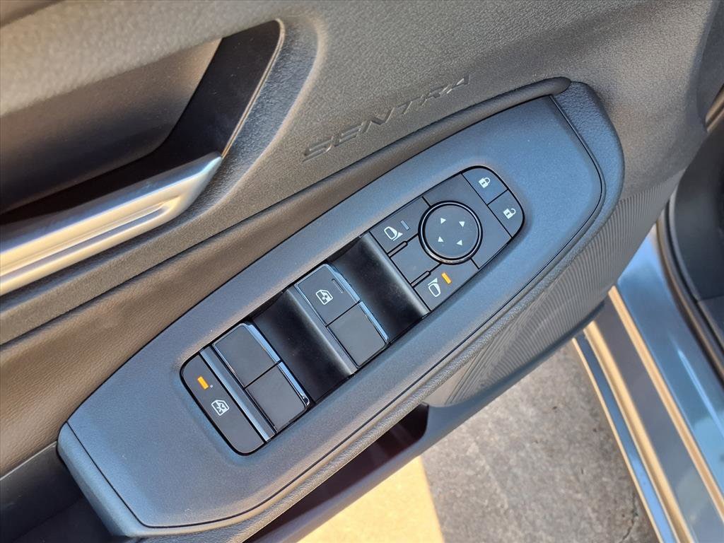 2026 Nissan Sentra SV - Photo 16