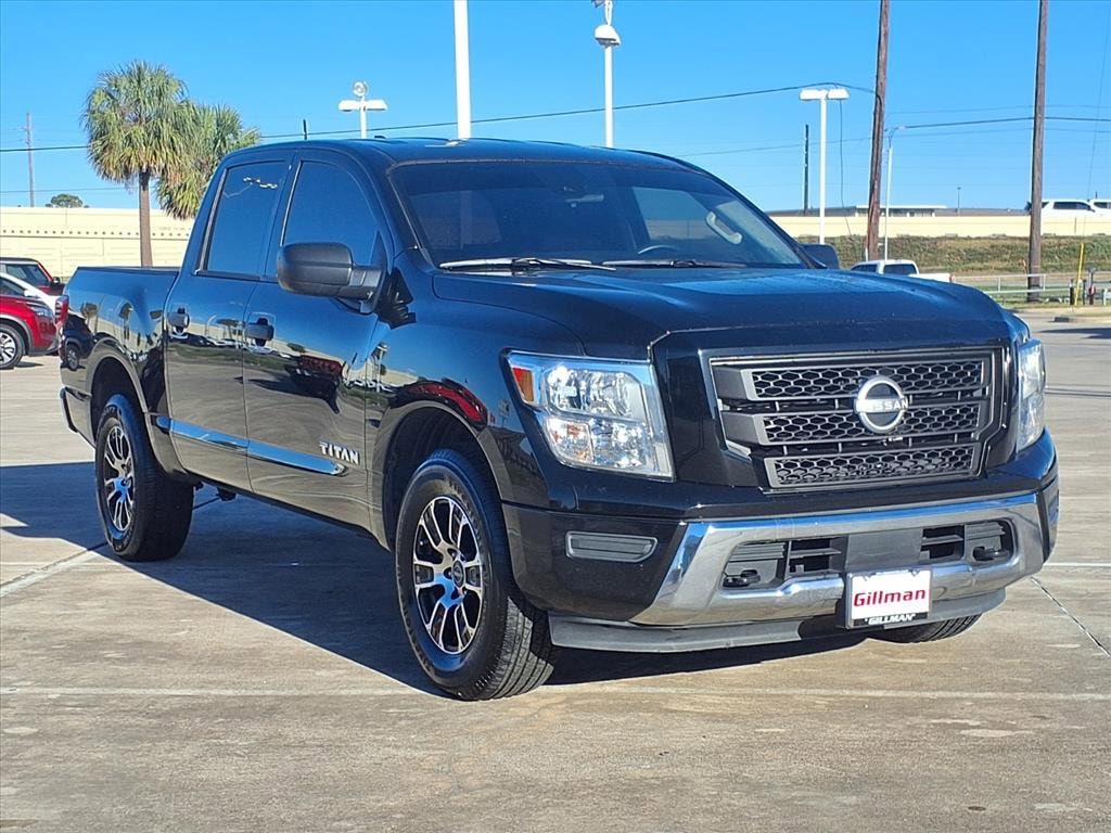 2023 Nissan Titan Crew Cab Pickup 