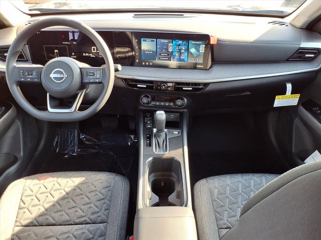 2026 Nissan Kicks SV photo 3