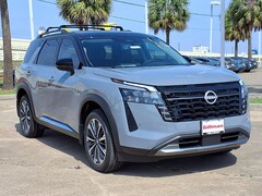 2026 Nissan Pathfinder Platinum SUV