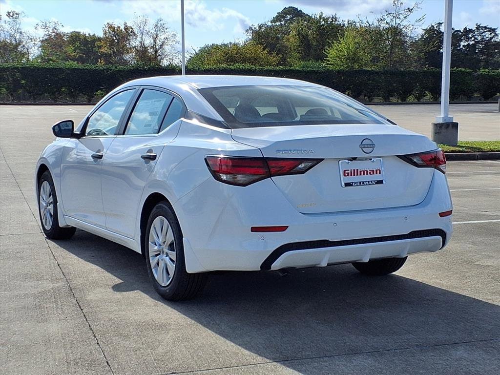 2025 Nissan Sentra S photo 2