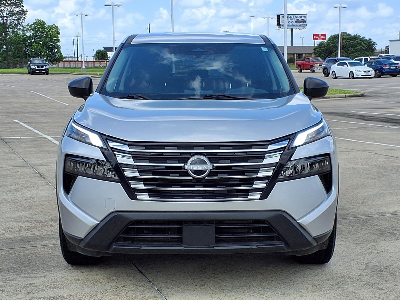 2024 Nissan Rogue S - Photo 6