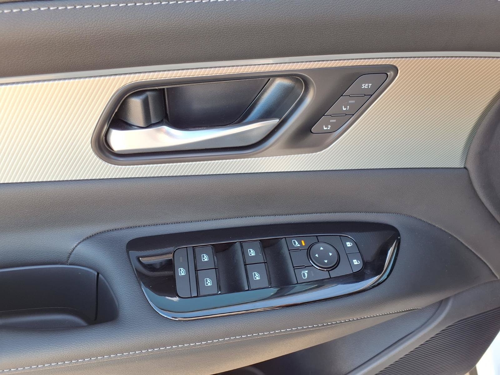 2026 Nissan Murano SL - Photo 16