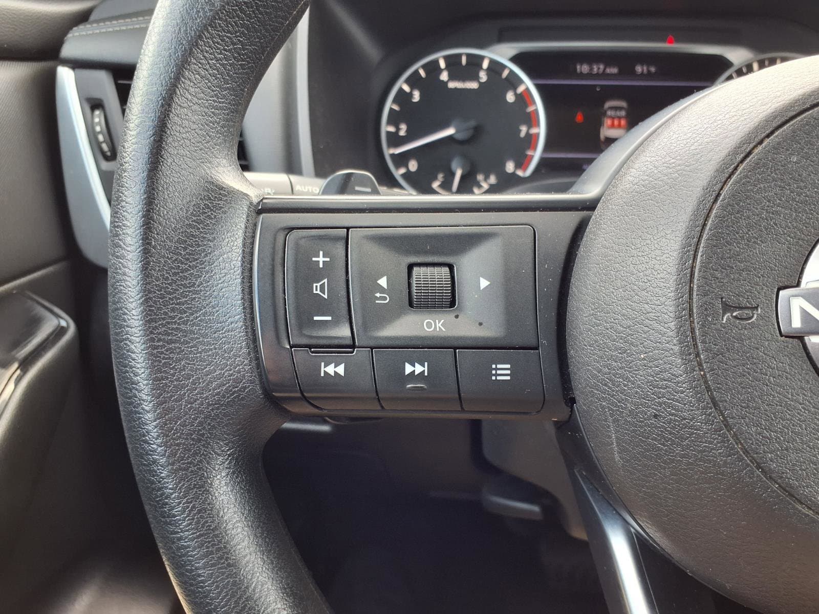 2024 Nissan Rogue S - Photo 14