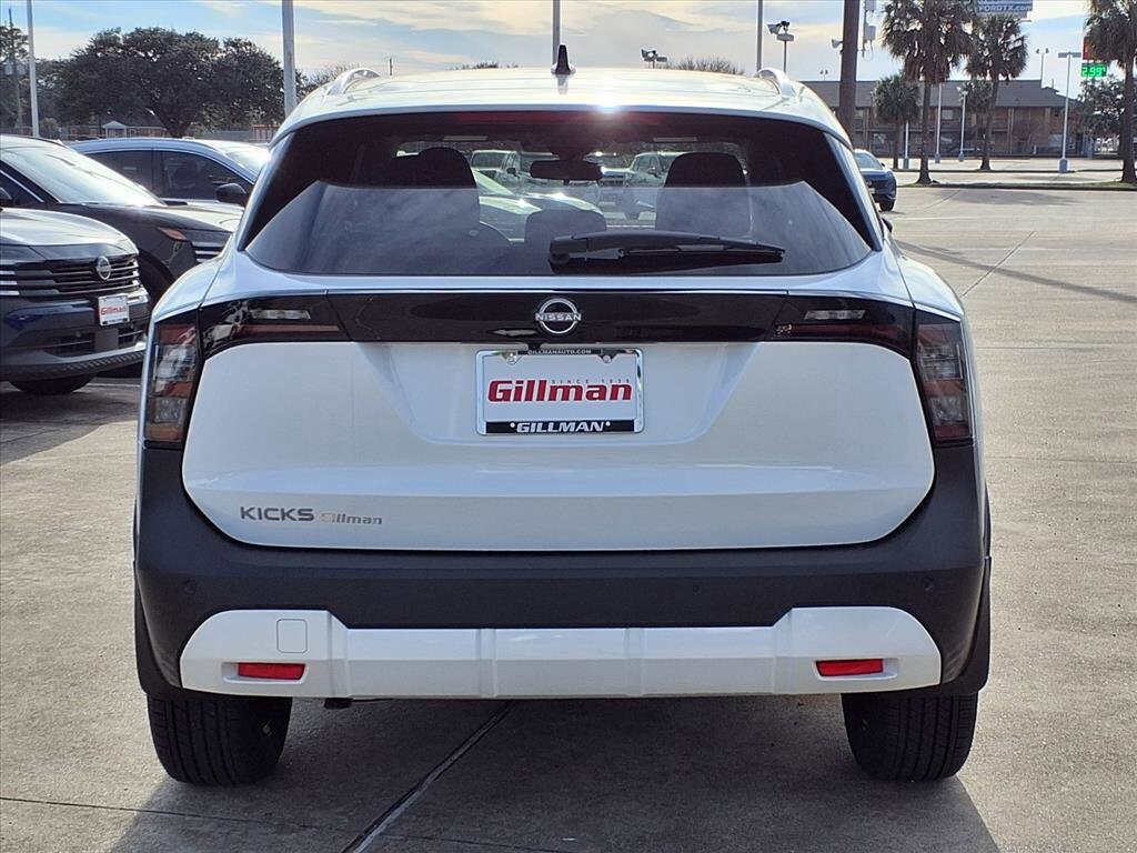 2026 Nissan KICKS SV - Photo 6