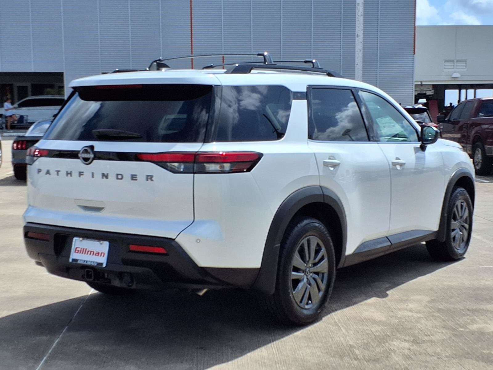 2026 Nissan Pathfinder SV - Photo 8