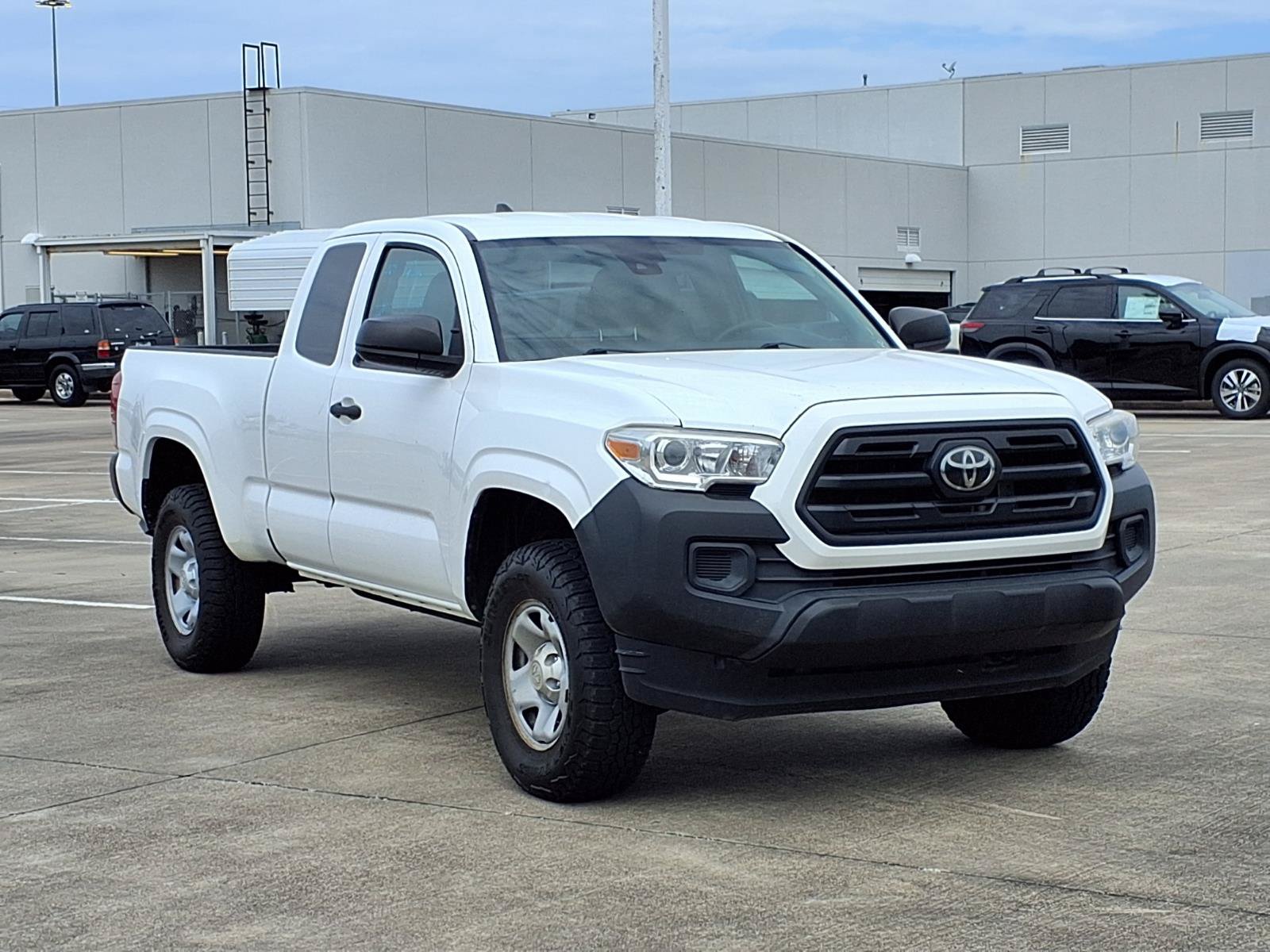 Used 2019 Toyota Tacoma SR with VIN 5TFSX5EN7KX067338 for sale in Rosenberg, TX