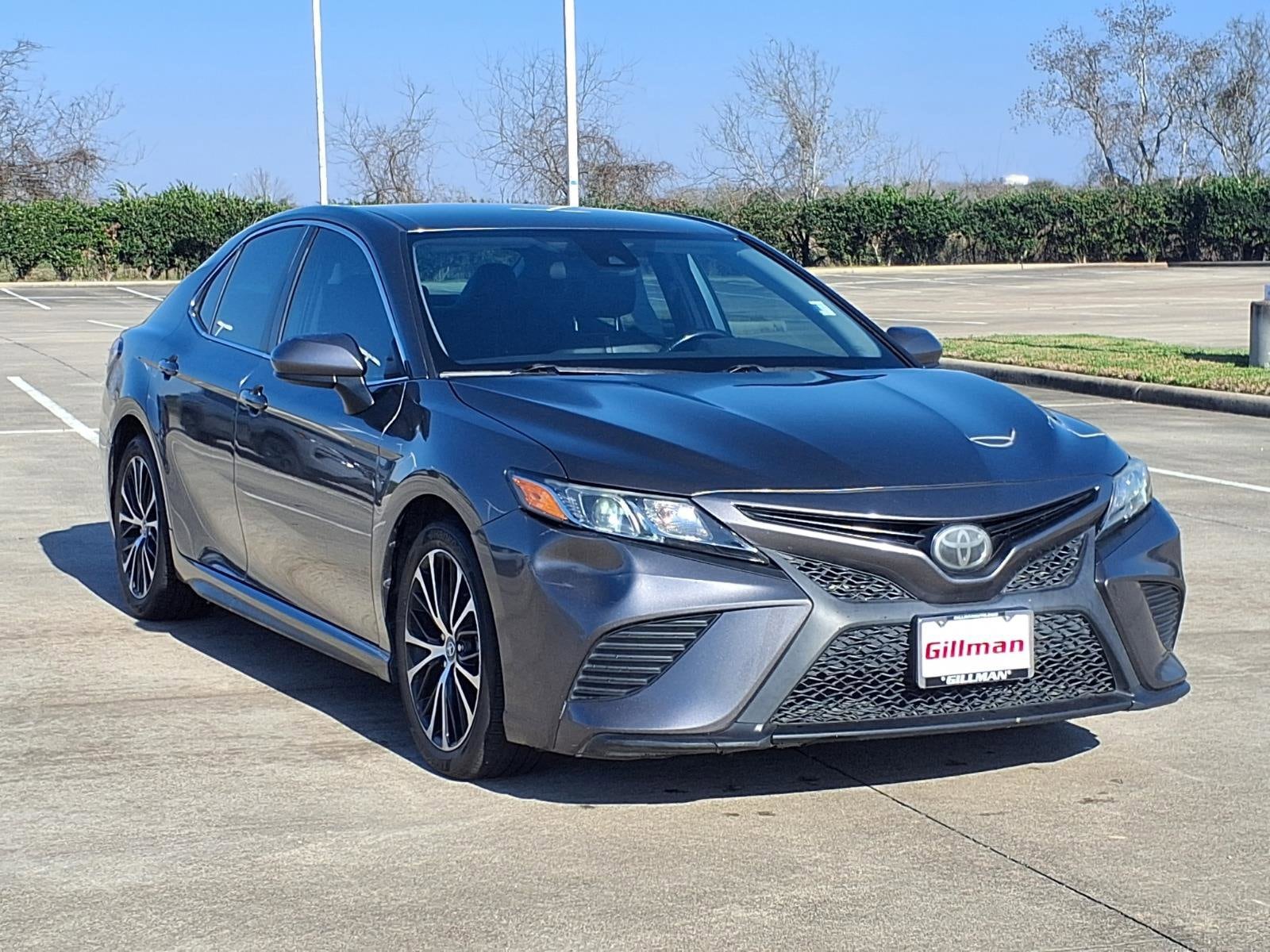 Used 2020 Toyota Camry SE with VIN 4T1G11AK2LU862078 for sale in Rosenberg, TX