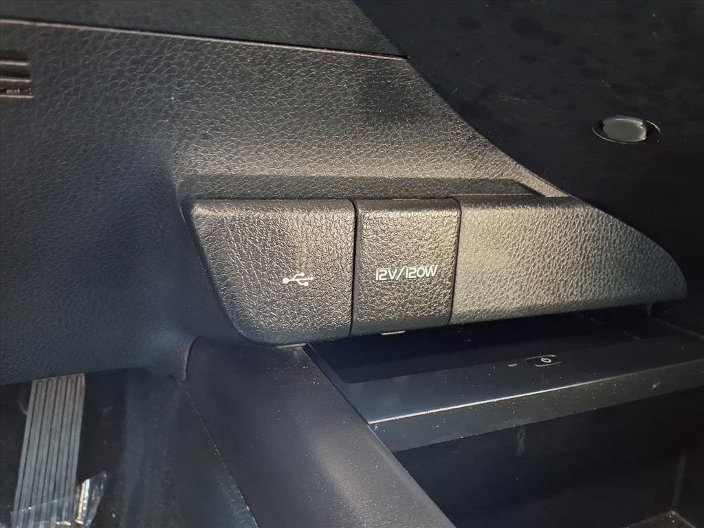 2023 Toyota Camry XSE photo 2