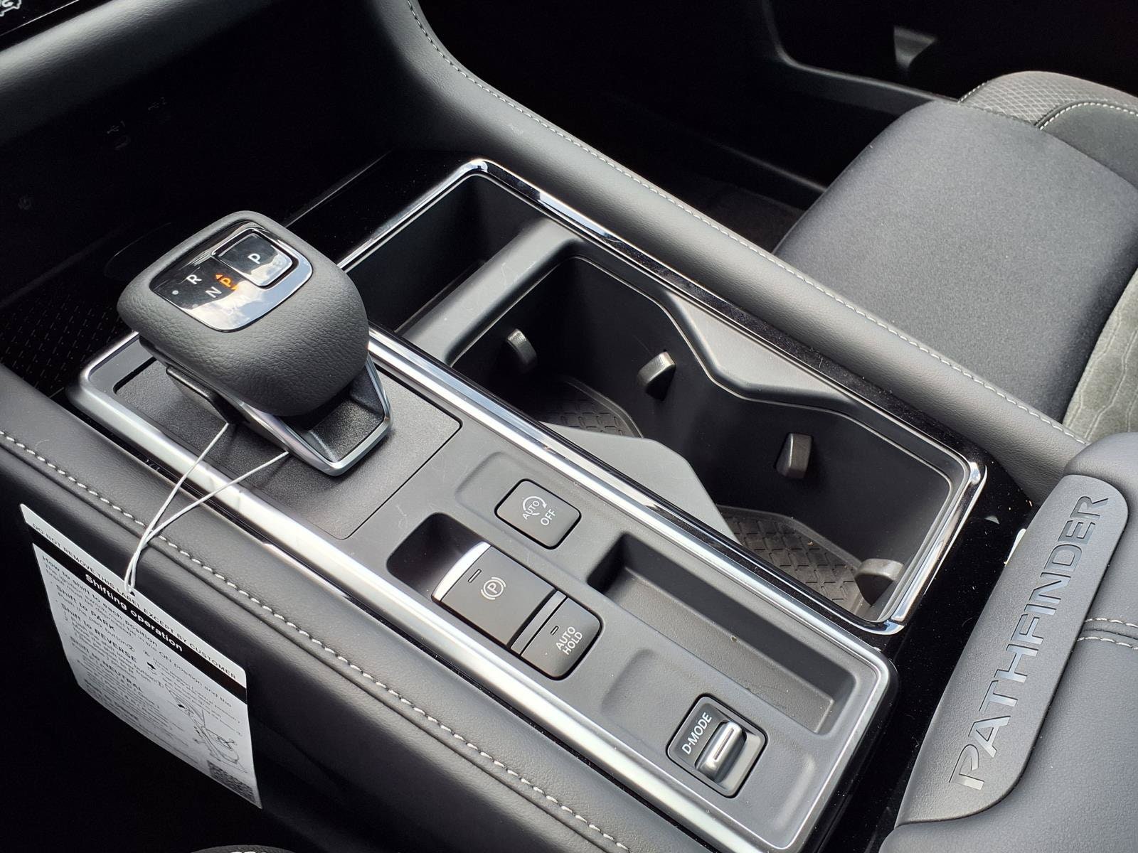 2026 Nissan Pathfinder SV - Photo 23