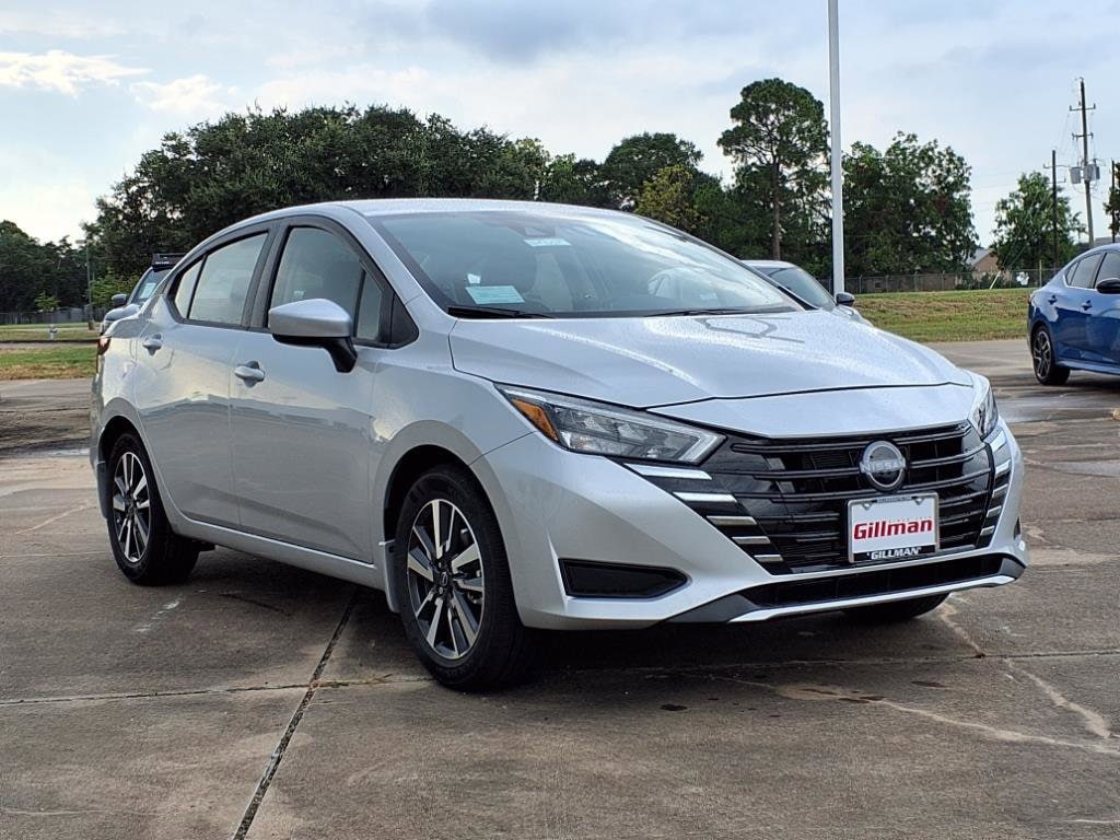 2025 Nissan Versa Sedan 