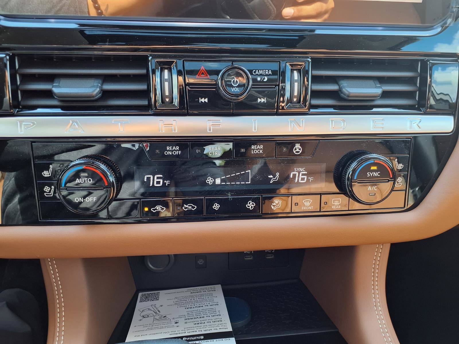 2026 Nissan Pathfinder Platinum - Photo 12