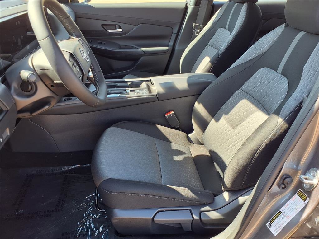 2026 Nissan Sentra SV - Photo 18