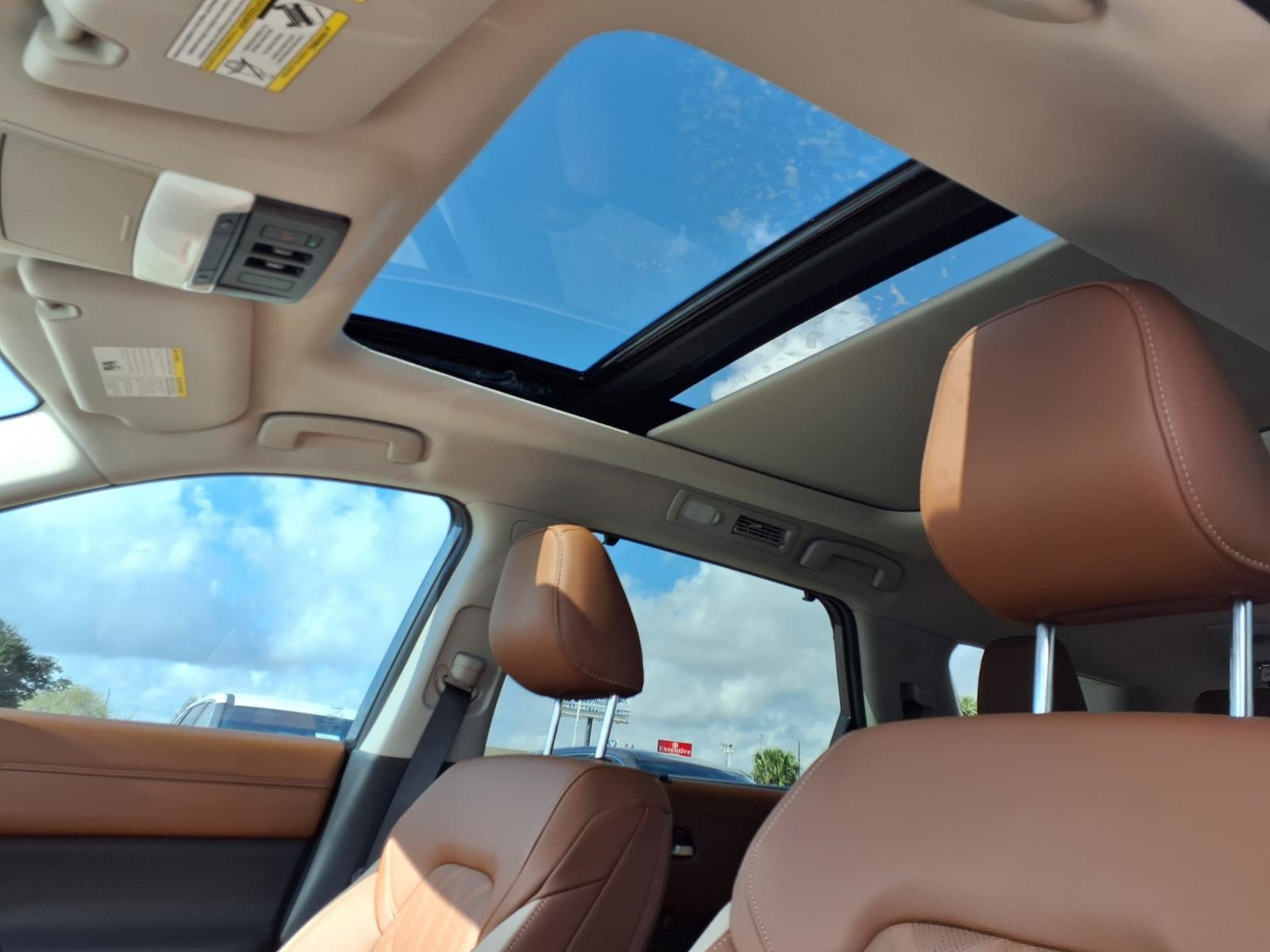 2026 Nissan Pathfinder Platinum - Photo 6