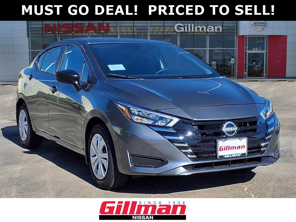 2025 Nissan Versa Sedan S's photo