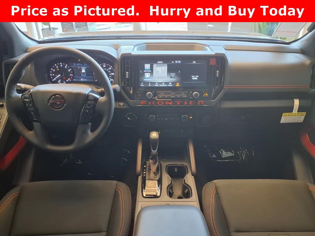 2025 Nissan Frontier PRO-4X - Photo 3