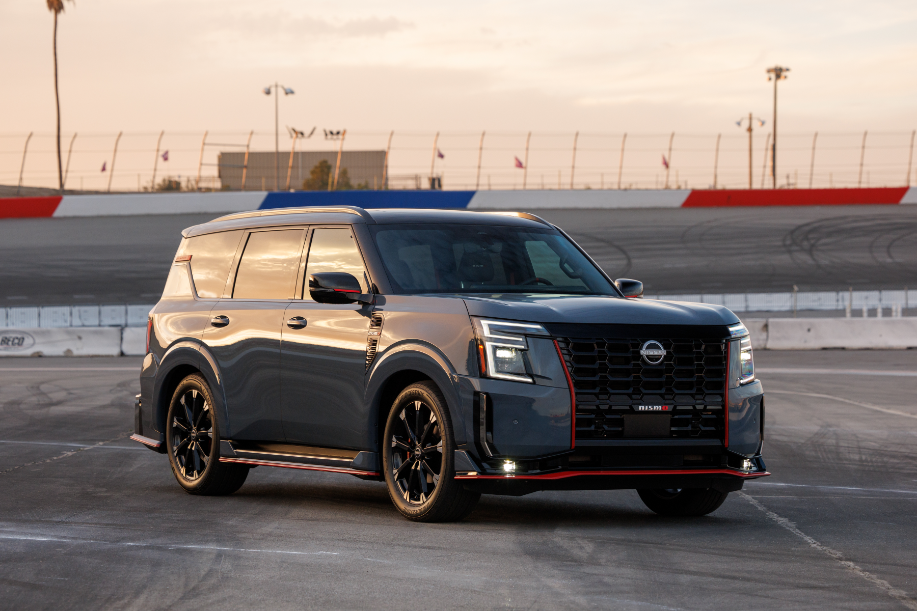 2026%20Nissan%20Armada%20NISMO-stoic-pose.png