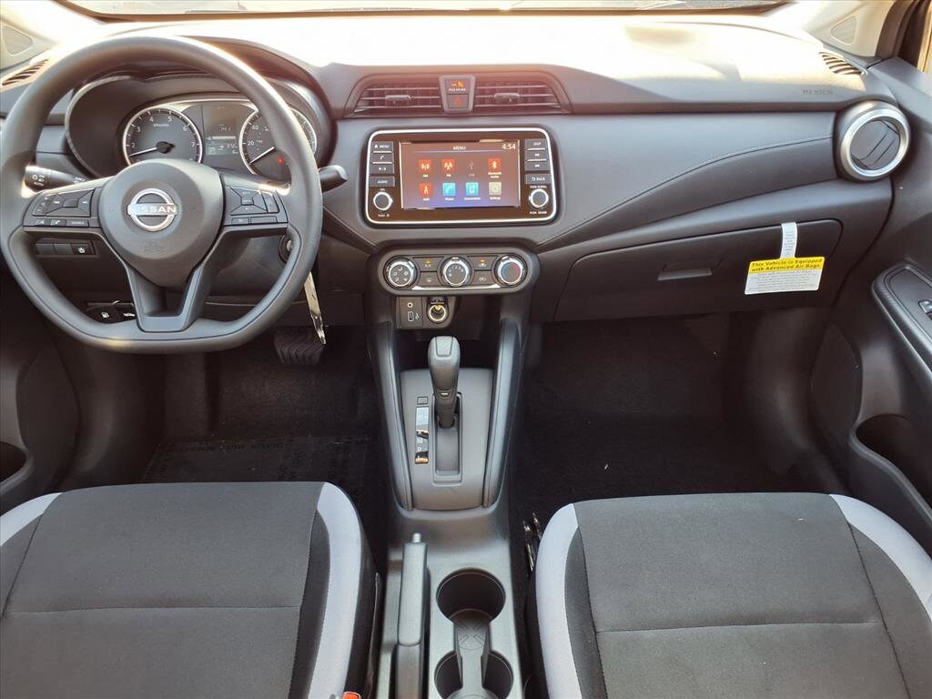 New 2025 Nissan Versa 1.6 S Sedan