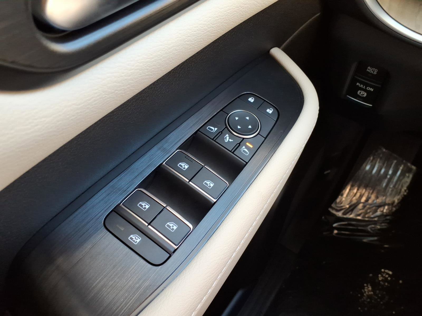 2026 Nissan Armada Platinum - Photo 16