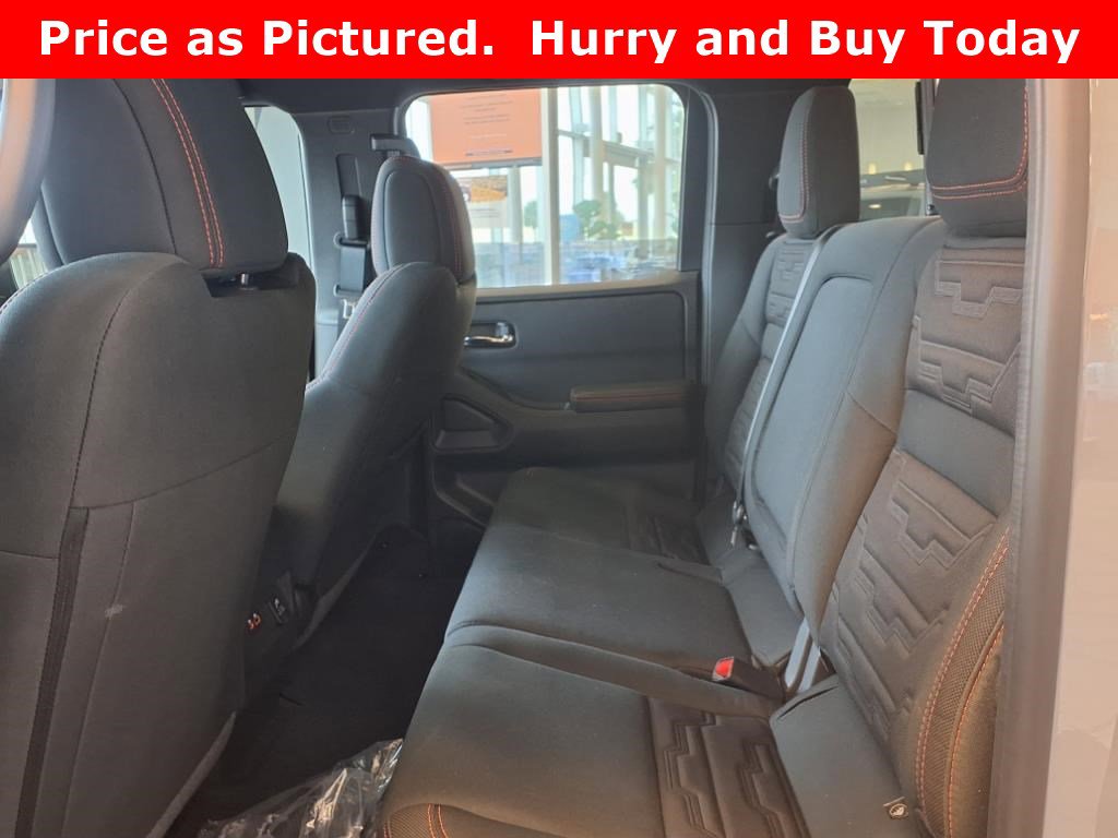 2025 Nissan Frontier PRO-4X - Photo 8