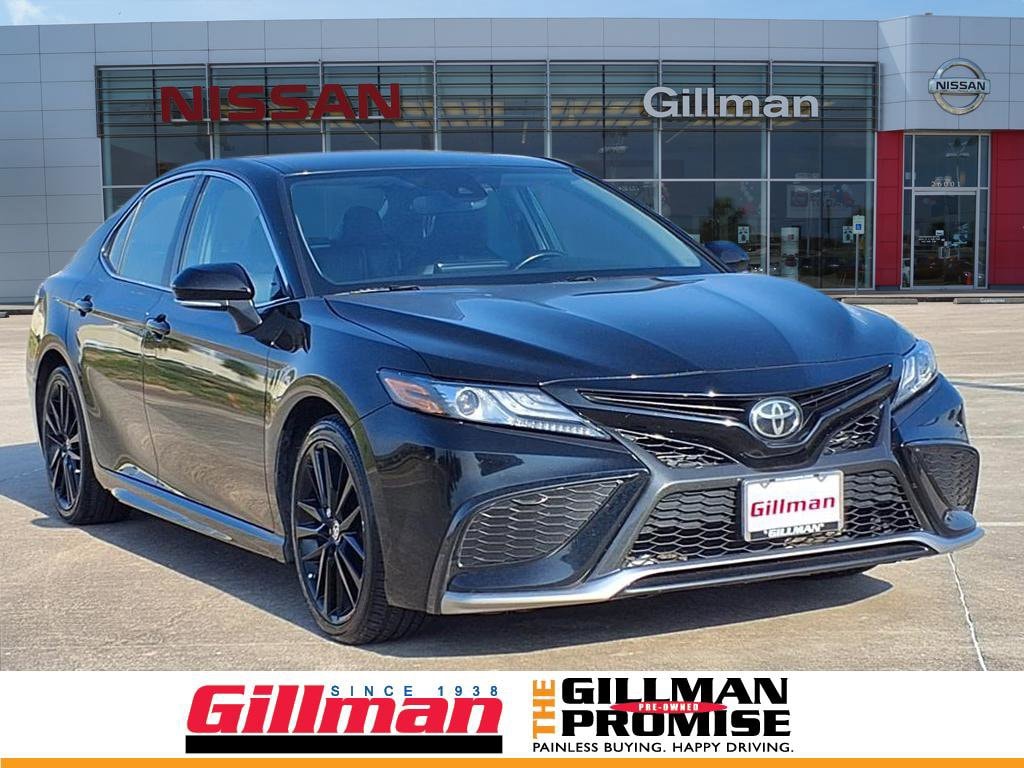 2023 Toyota Camry XSE's photo