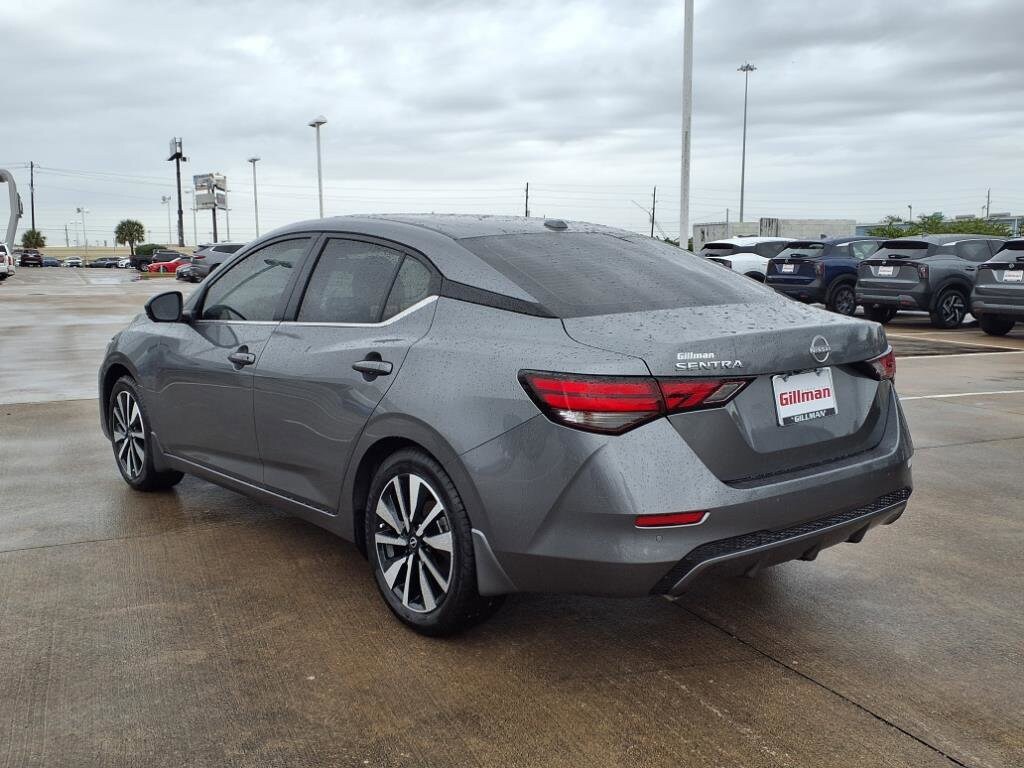2025 Nissan Sentra SV photo 2