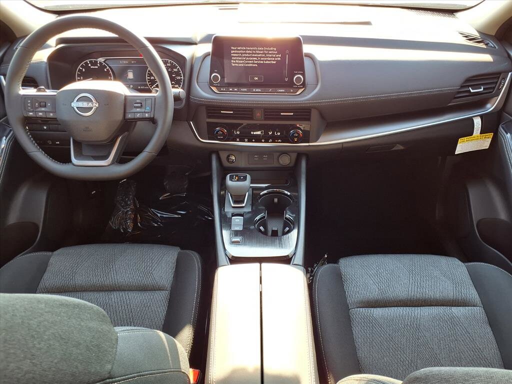 New 2026 Nissan Rogue SV SUV