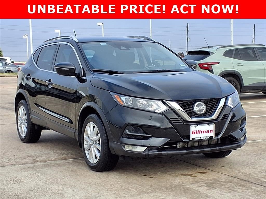 2021 Nissan Rogue Sport SV's photo