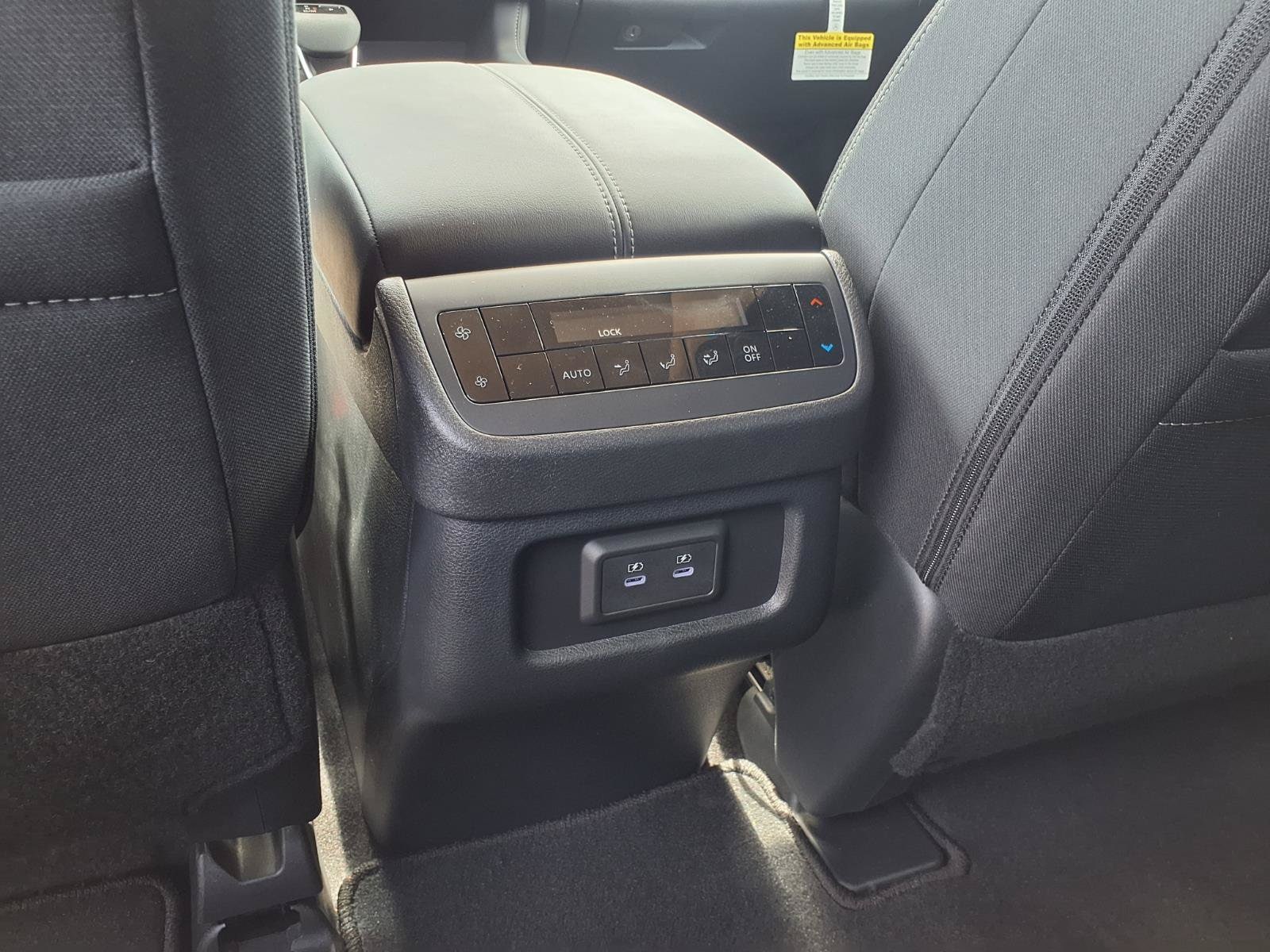 2026 Nissan Pathfinder SV - Photo 15