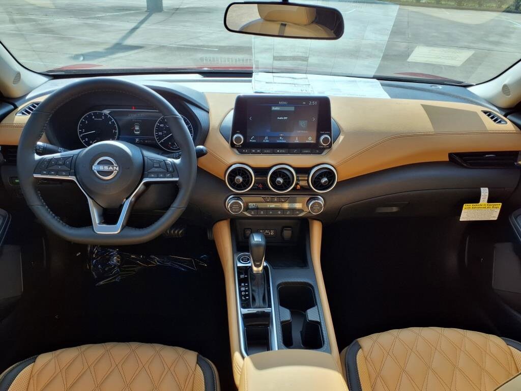 2025 Nissan Sentra SV photo 3