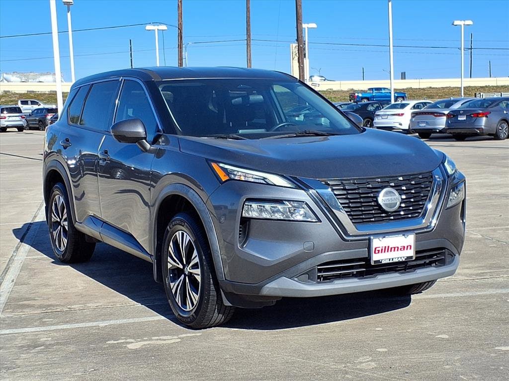 2021 Nissan Rogue SV photo 3