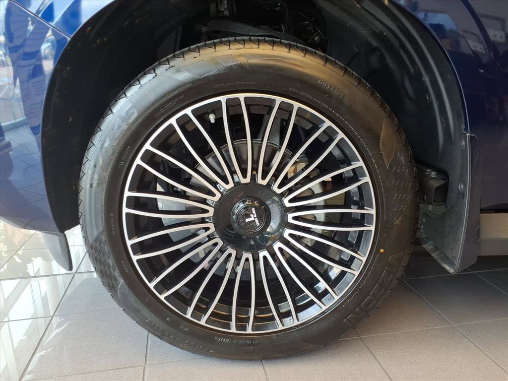 New 2025 Nissan Armada Platinum SUV