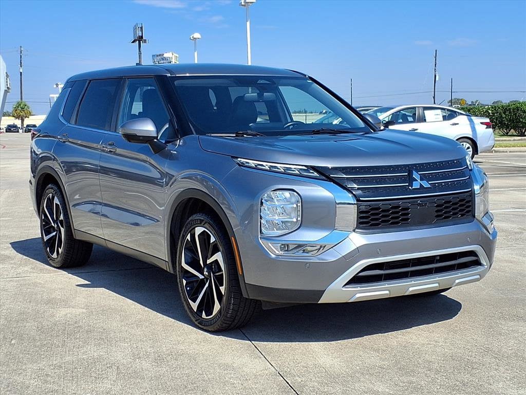 Used 2024 Mitsubishi Outlander  Sport Utility