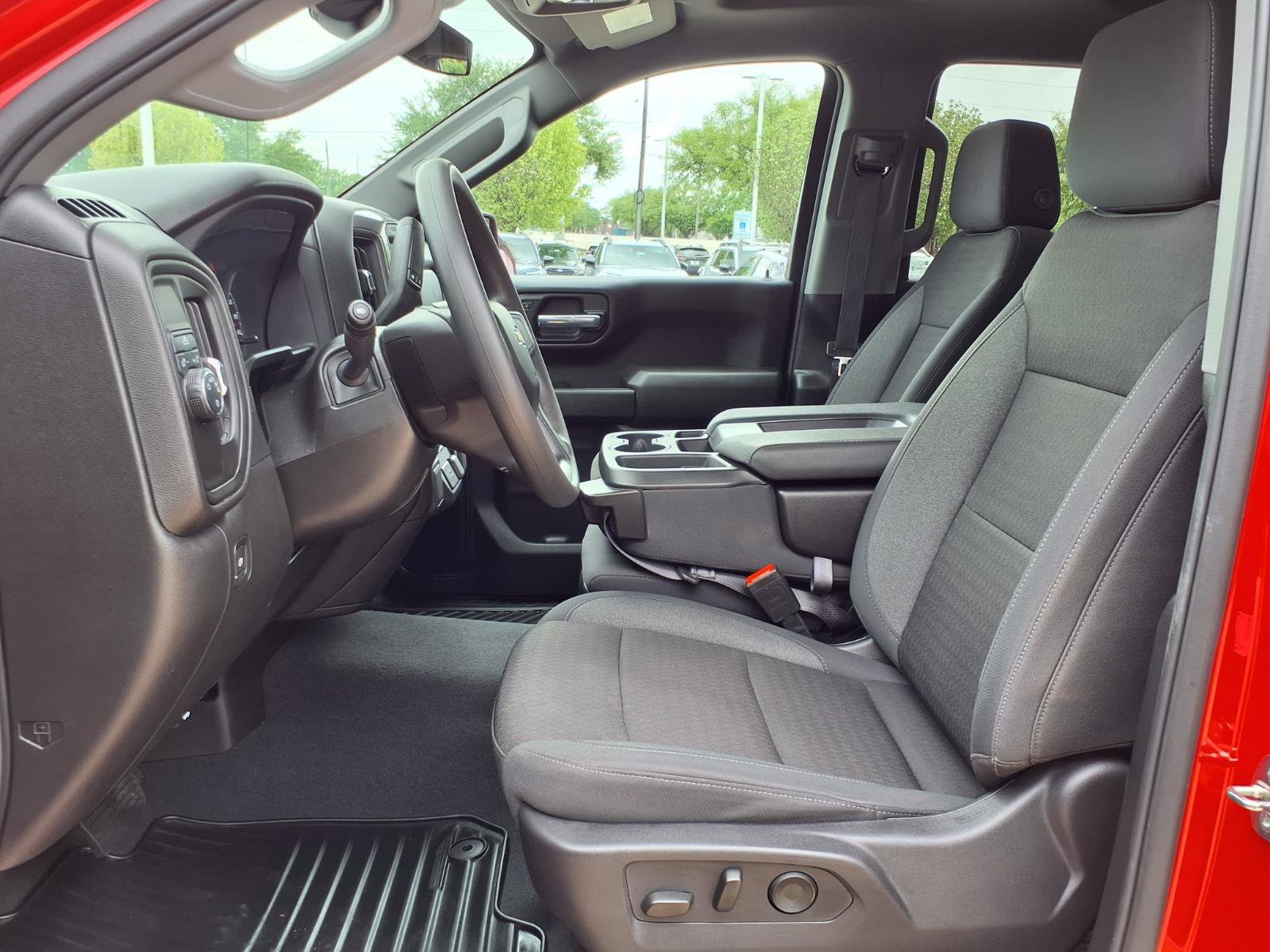 2024 Chevrolet Silverado 1500 Custom - Photo 16