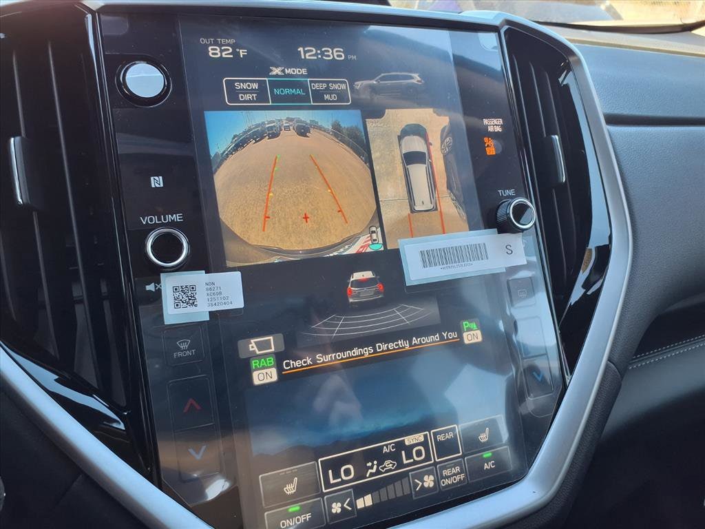 2025 Subaru Ascent Limited photo 2