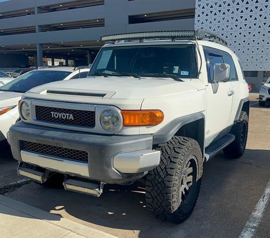 2014 Toyota FJ Cruiser Base's photo