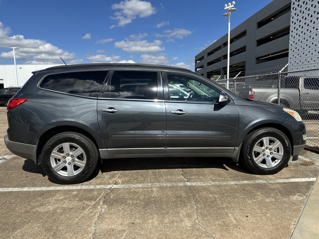 Used 2012 Chevrolet Traverse 2LT SUV