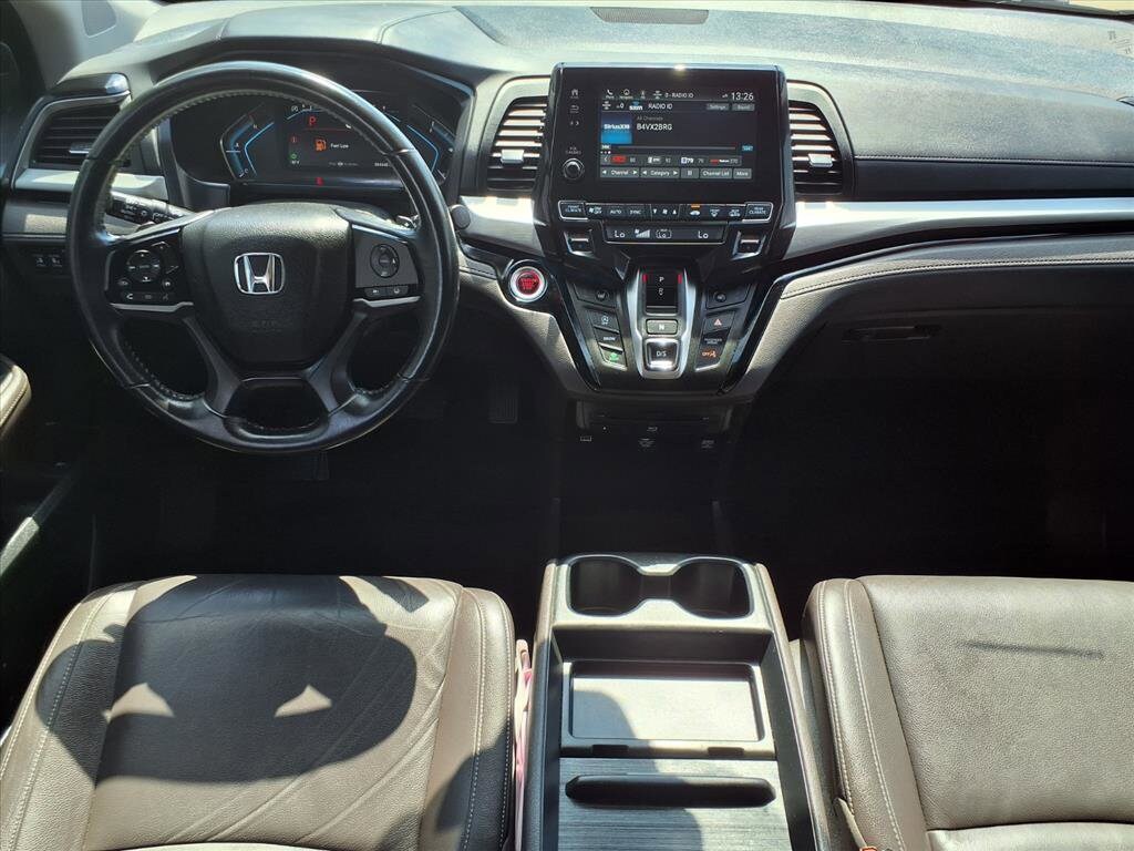 2022 Honda Odyssey Touring photo 4
