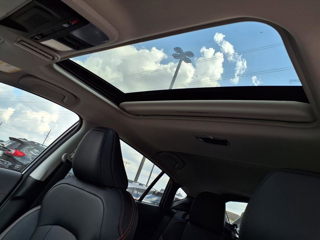 2025 Subaru Crosstrek Limited photo 4