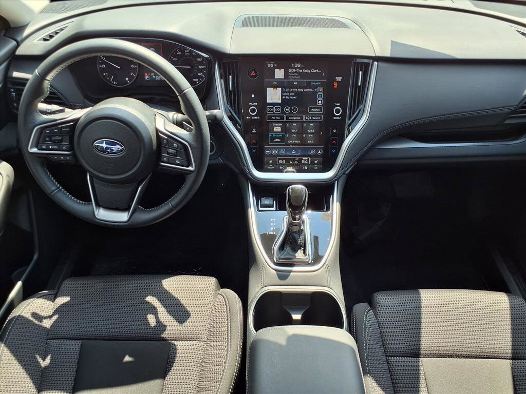 2025 Subaru Outback Premium photo 3