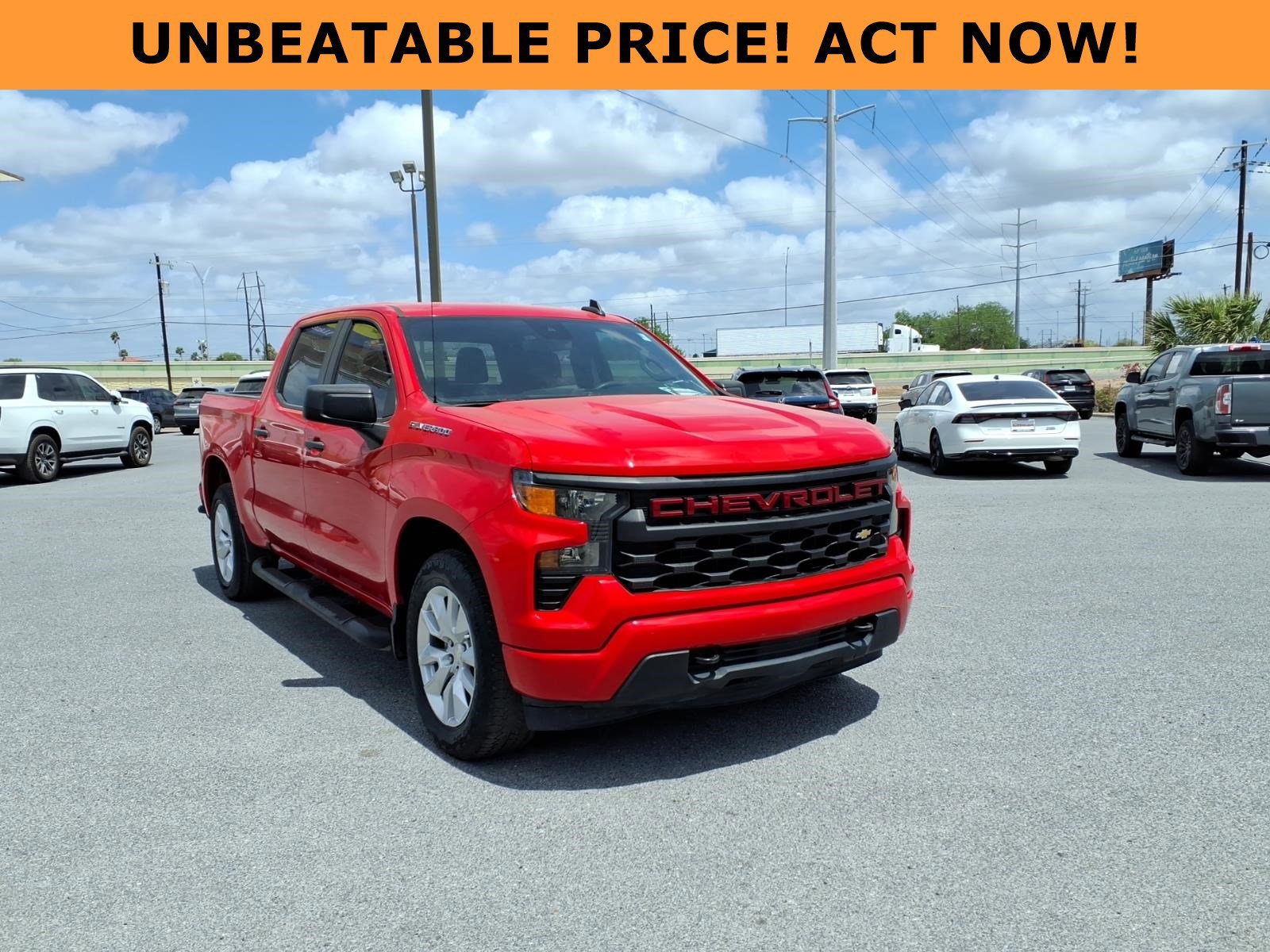 2022 Chevrolet Silverado 1500 Custom Crew Cab Short Box's photo